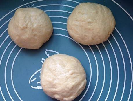 做法|春天早餐我家很少吃饅頭，學會新做法，外香酥內柔軟，孩子特愛吃