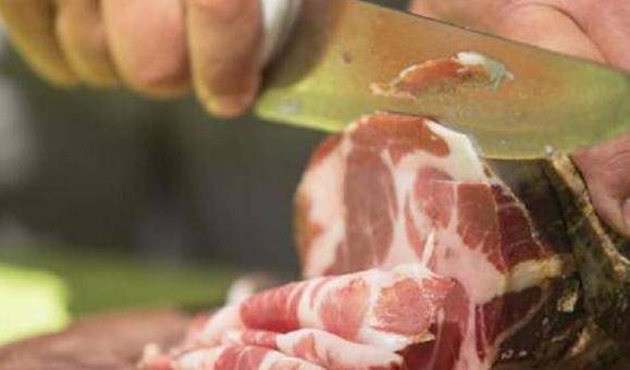 香菜|做一道香辣干鍋土豆片，一出鍋就是香氣撲鼻。