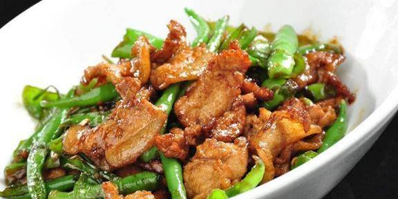 怎么把肉炒出油 6894a4ab190d499ba4221de14bd2a7e8.jpeg