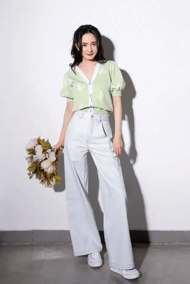 金盏花|想要人群中一眼看到你?选对这几个颜色,谁穿谁美