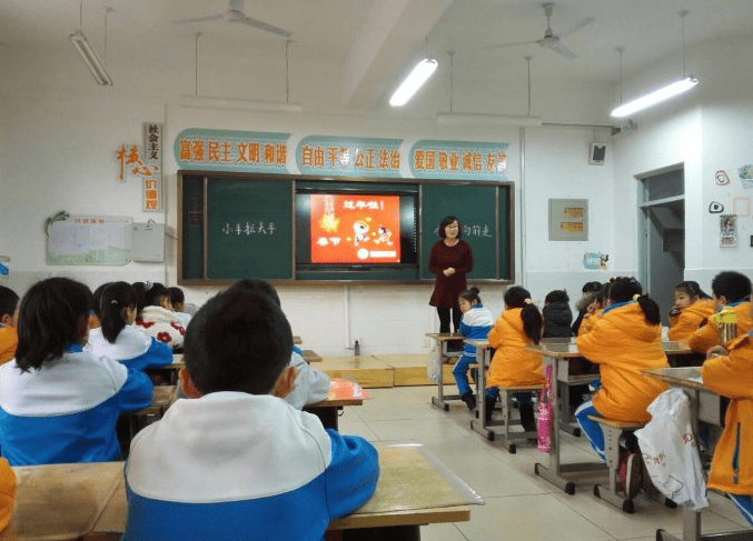 家长|霍思燕:给儿子最好的礼物,是晚上一年幼儿园,现在看来很有道理