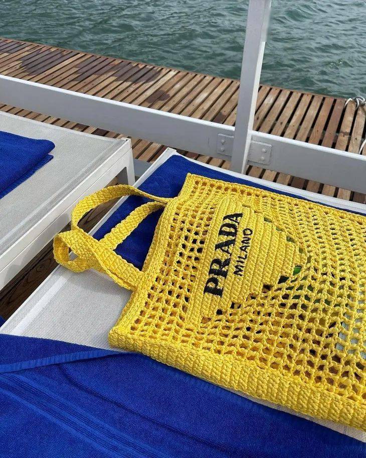 夏天|刘雯的背心，我穿也能这么好看？