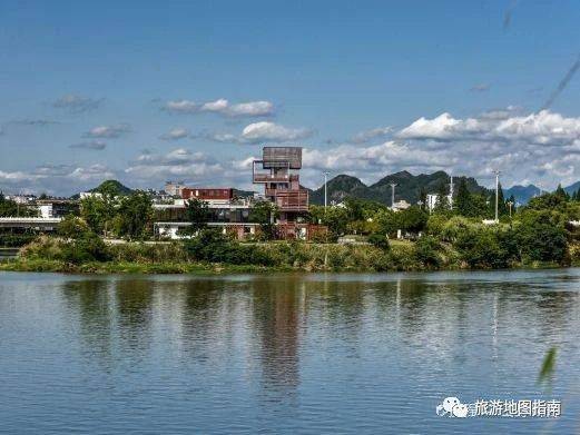 潁上縣江心洲濱河公園迪溝風景區位於阜陽市東邊,緊鄰迪溝鎮.