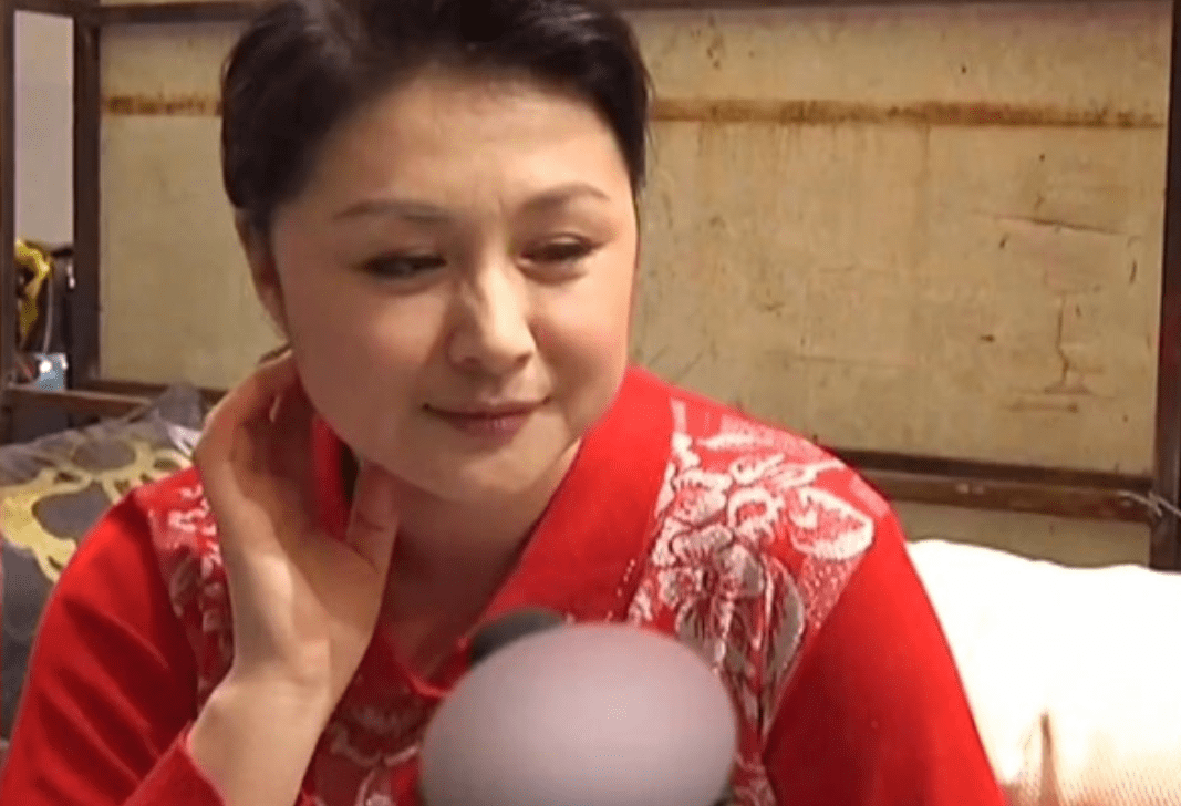 章子怡悼念,小沈阳不舍,赵本山妻妹于月仙去世,为病弟不要孩子