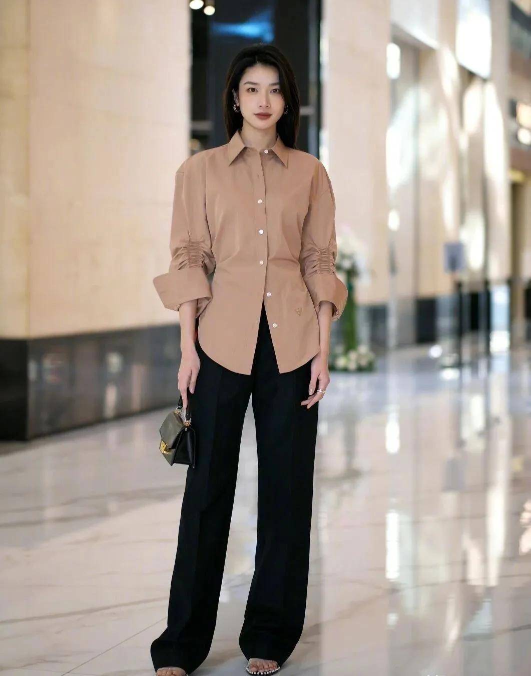 修衬|阔腿裤人人都有，为什么你穿就丑？犯了这“四大忌”，难怪显矮胖