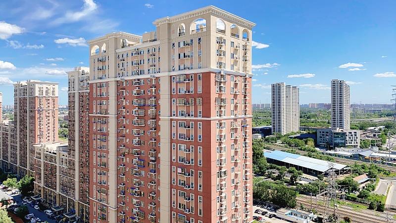 同一栋楼,为何西户卖光了东户却没人买?内行给出3点原因