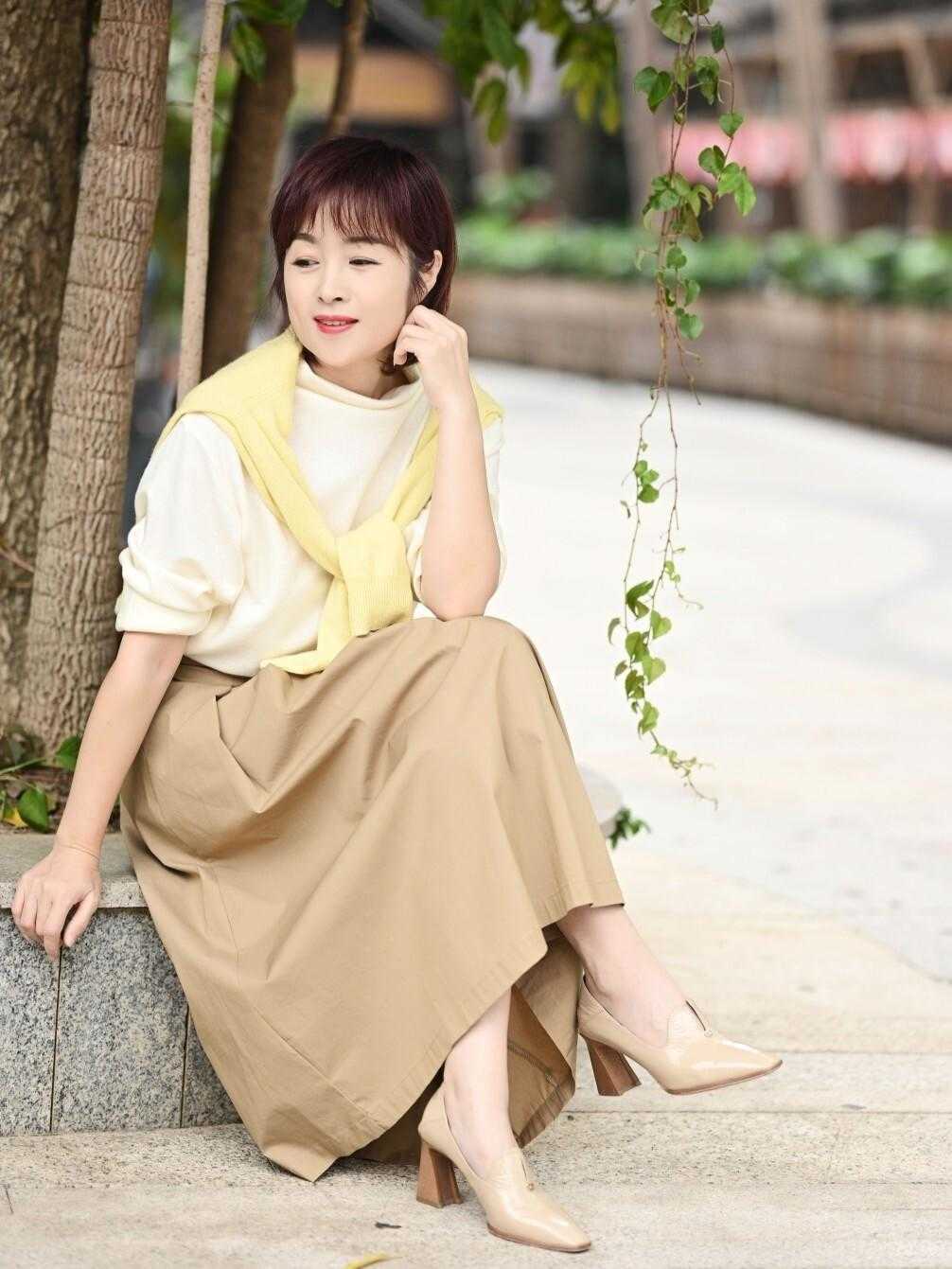高跟鞋|女人到中年穿搭要精致,50+女人可以这样学,优雅温柔又有腔调