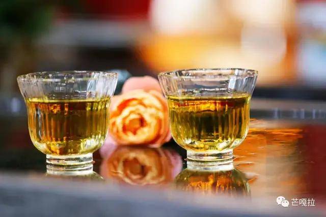 美图|「饮茶小贴士」秋天的第一杯茶应该怎么喝？