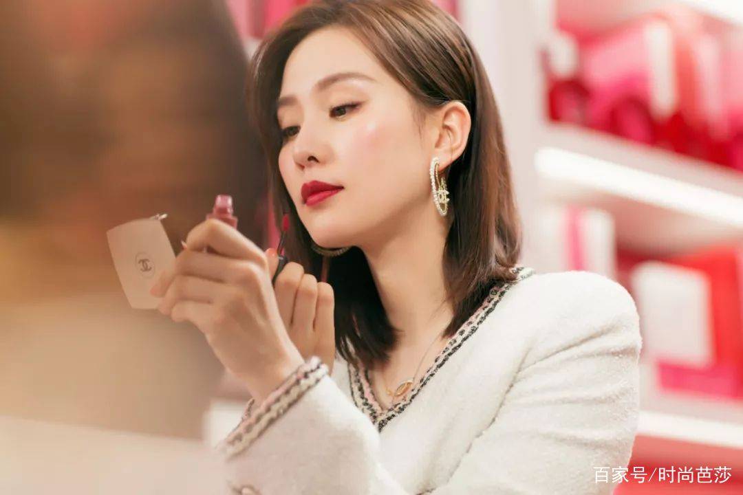 口红|刘诗诗产后首次现身！原来真有生娃后变更美的女生？