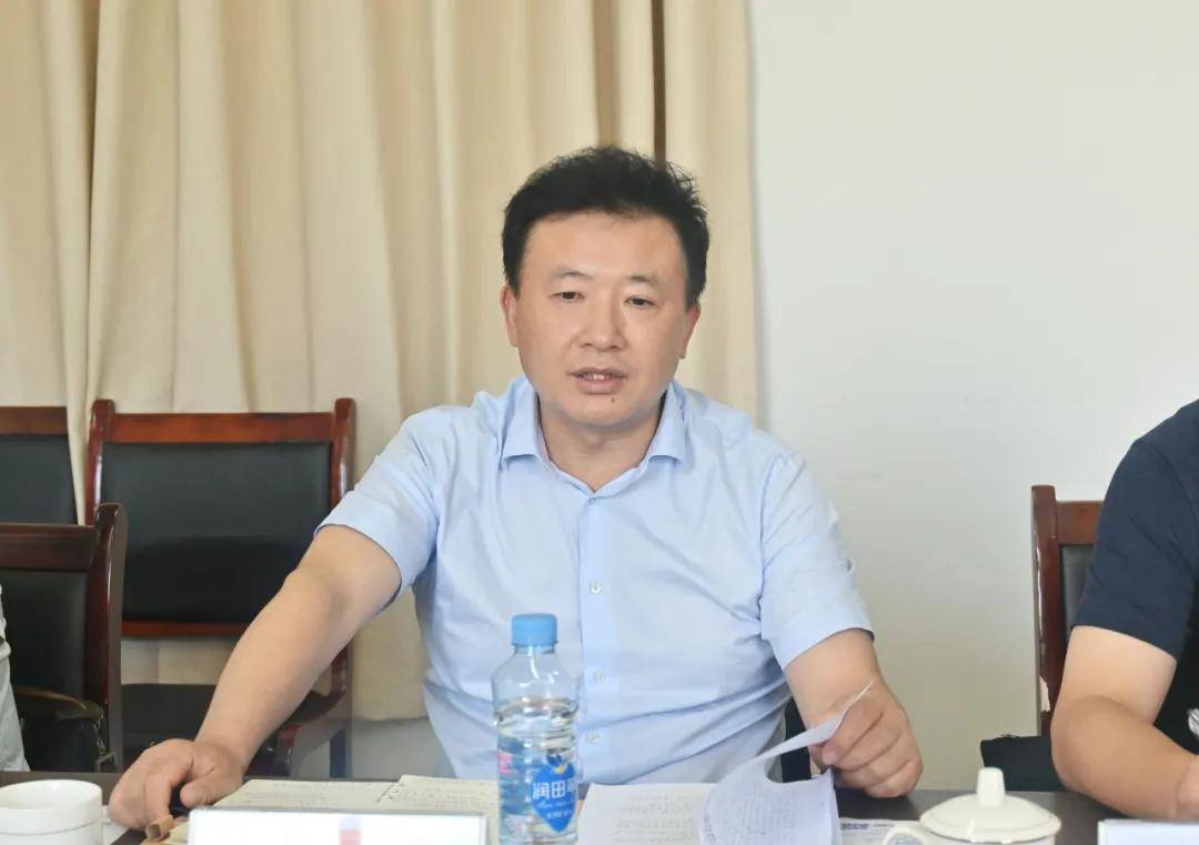 李晓刚一行到供销壹号农贸公司调研