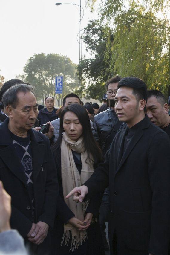 莫焕晶让人难以理解的行为放火与救人哪边才是她的真实想法