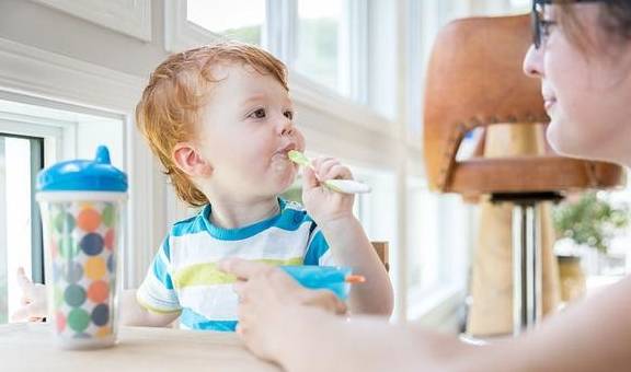 什么|下面這些零食，父母再溺愛也別買了，孩子吃了容易脾虛消化差