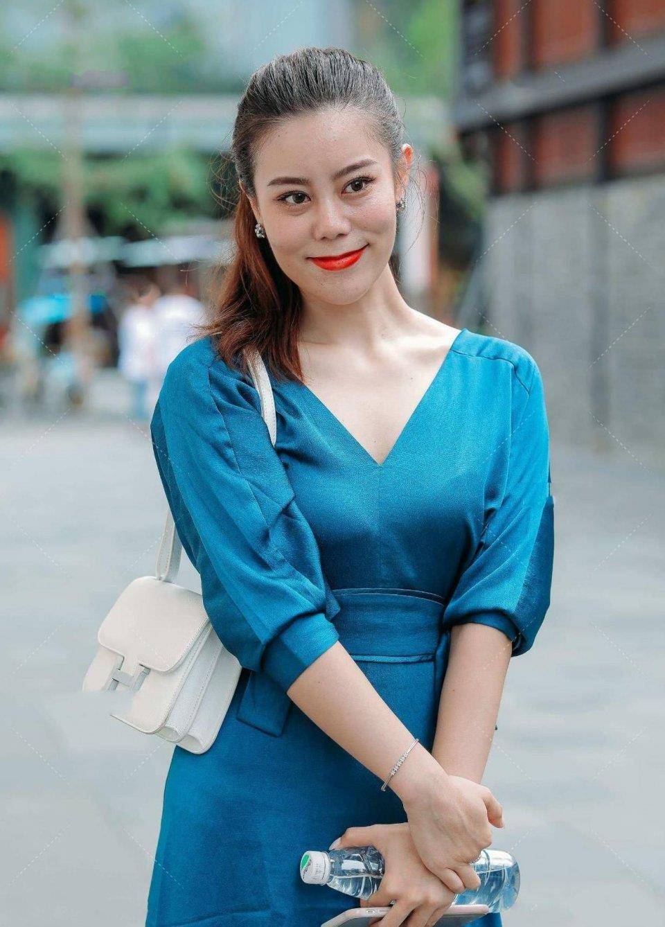 样式|瑜伽裤带来魅惑体态，显瘦又有气质，甜美气息尽显