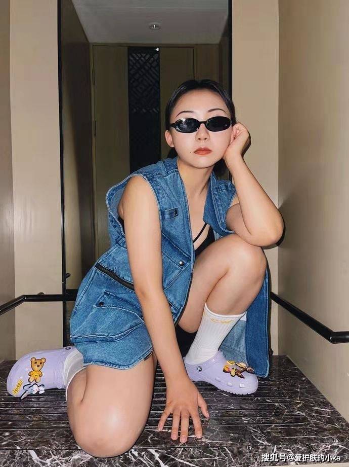 女孩子|辣目洋子胖得坦荡，体重超120斤挑战新潮装，骨子里的自信真美