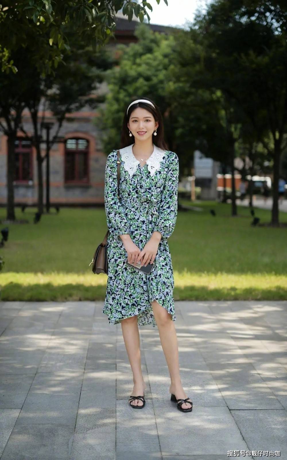 女孩子|选择好看的碎花连衣裙穿搭，摆脱乡土气息，化身都市丽人！