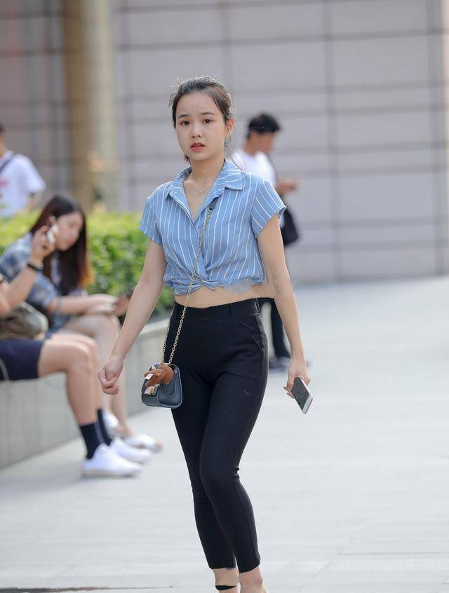 魅力|打底裤休闲甜美两不误，打破单调格局，带来独有的个人魅力