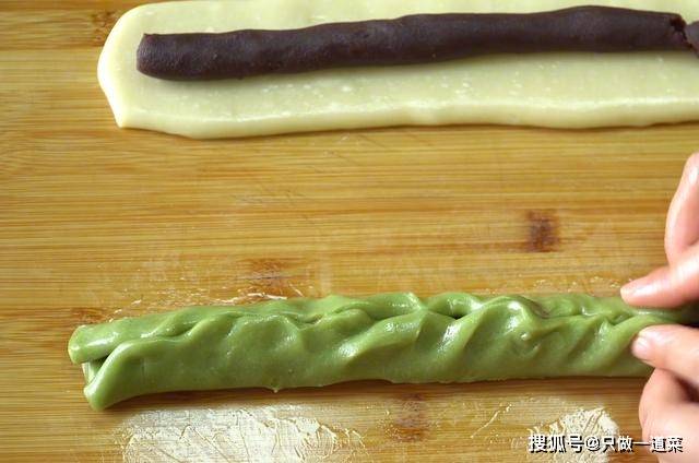 天气|适合天热吃的小零食：一蒸一卷，软糯筋道，冰凉爽口，放一周不硬