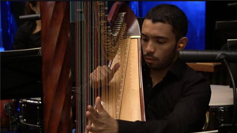 张国勇|贵阳交响乐团亮相国家大剧院携手国内一线歌唱家深情唱响＂洪湖水＂