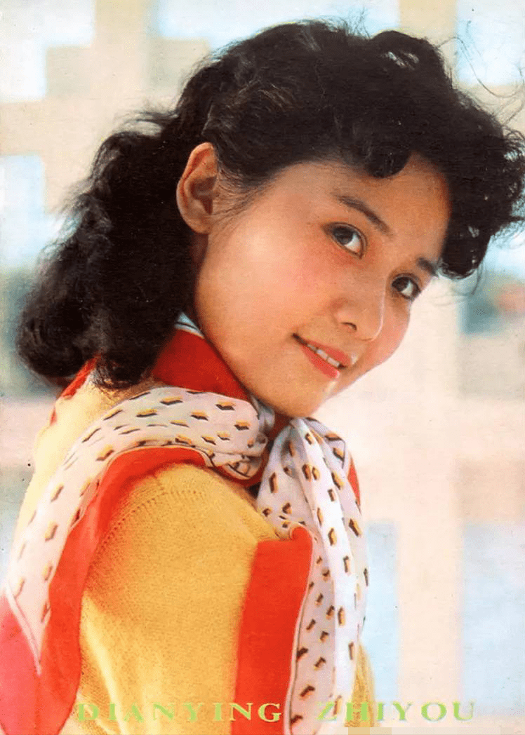 80年代美女明星从售货员到当红花旦张力维为何在当红时息影