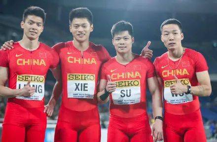 中国队男女4 100米接力双双闯入决赛 接力赛 英文是什么 Relay