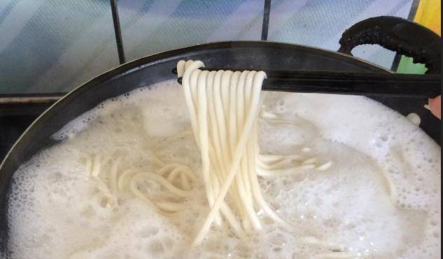 进行|孩子就馋此类面，简单又好吃，味道超级棒