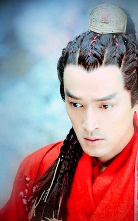 男星|古装红衣美男，龚俊、杨洋、肖战等男星，谁是你心头的朱砂痣？