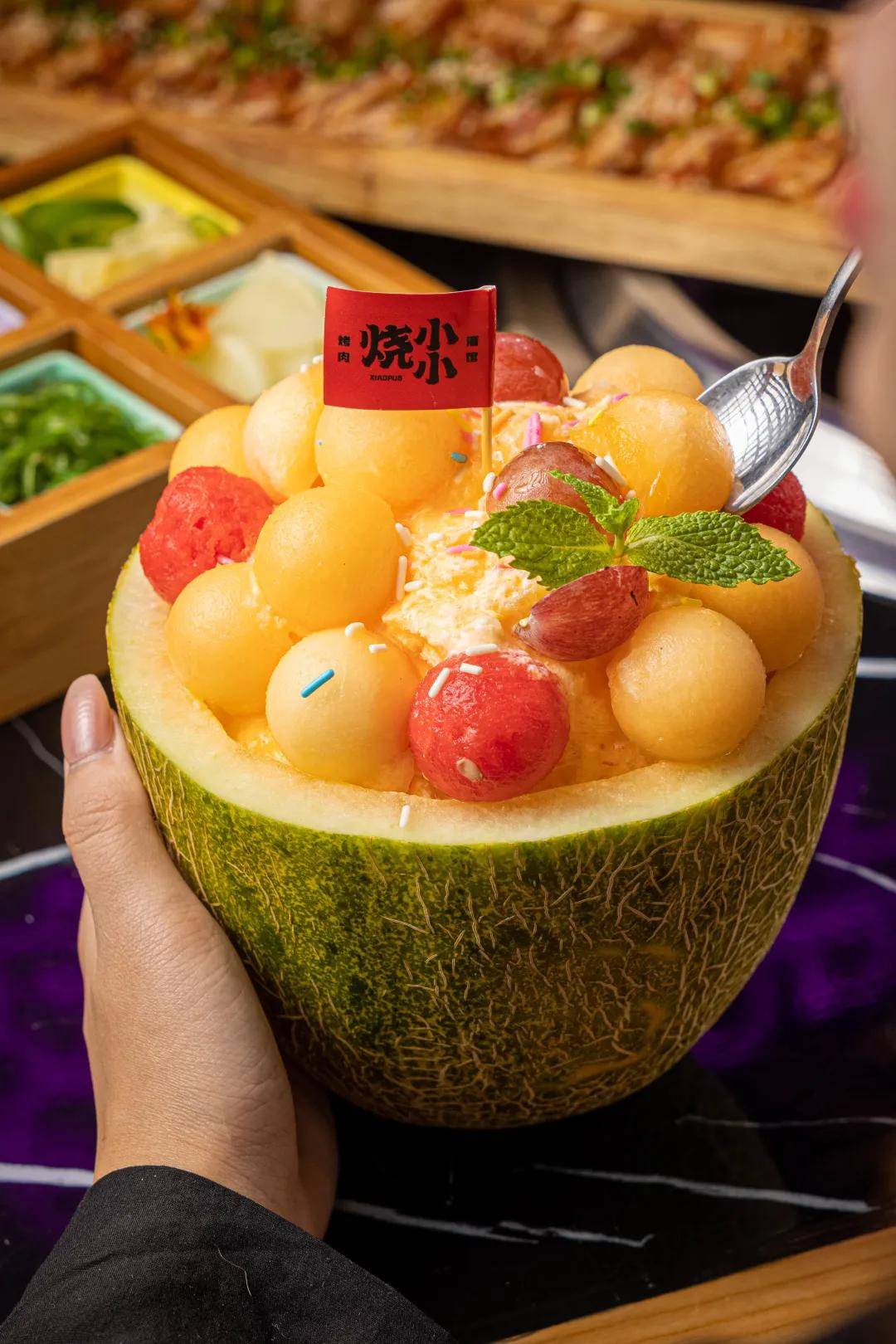 什么|江南西这店,用榴莲烤和牛,老板怎么想的?