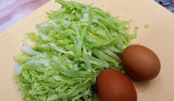 白菜|包菜新做法，比手撕包菜还好吃，快速享用早餐，大家都在学！