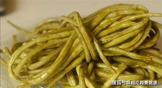家庭自制腌豇豆 d4bf26398fb1435d86e59e4d3674cde0.jpeg