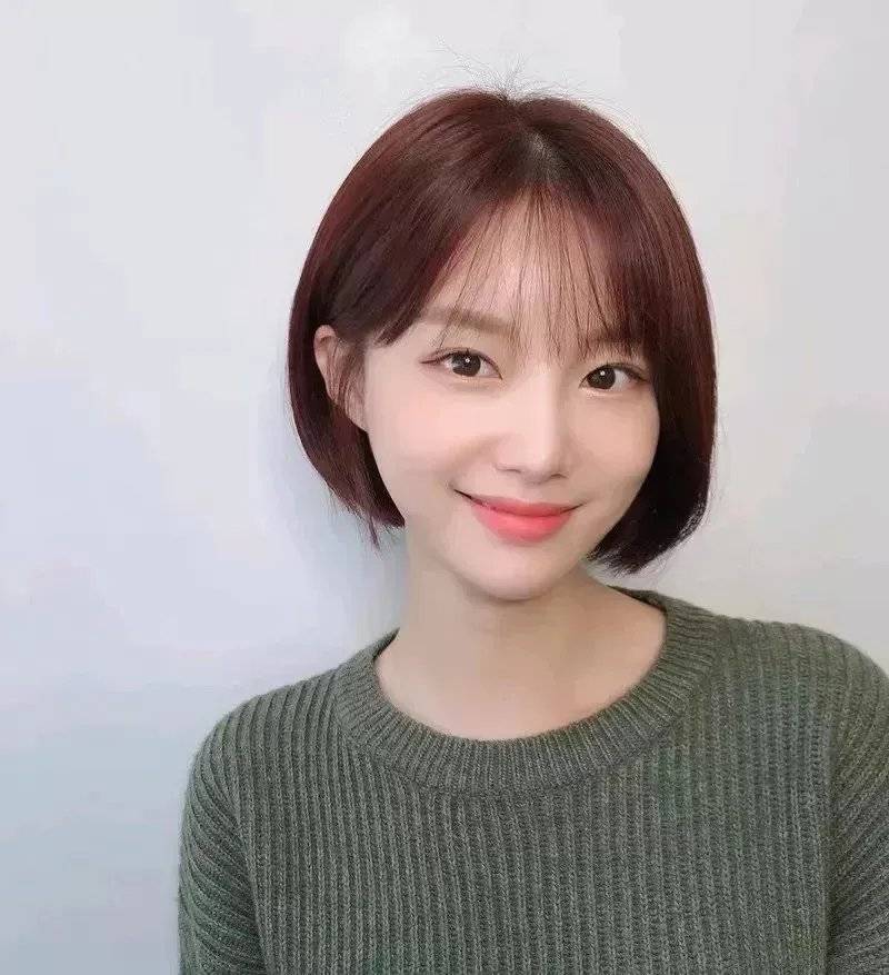 发型|女发不在多选对是关键，这3种发型很不错，瘦脸利落显气质