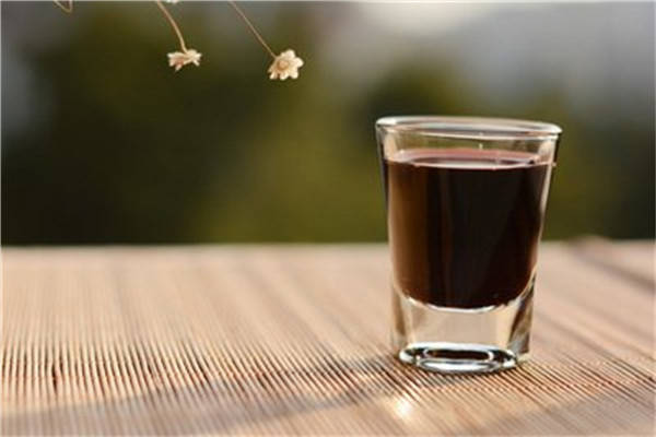 头发|桑葚酒的作用与功效，尤其是对女人皮肤有很大帮助，要知晓