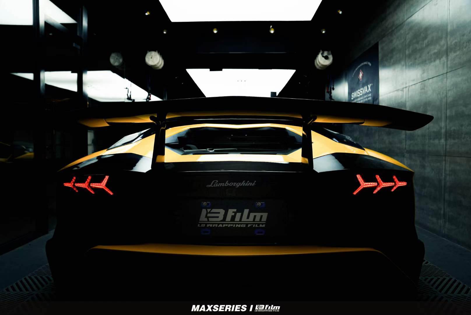 车身|兰博基尼-LP700车身贴膜LB改色膜超亮莫兰黄