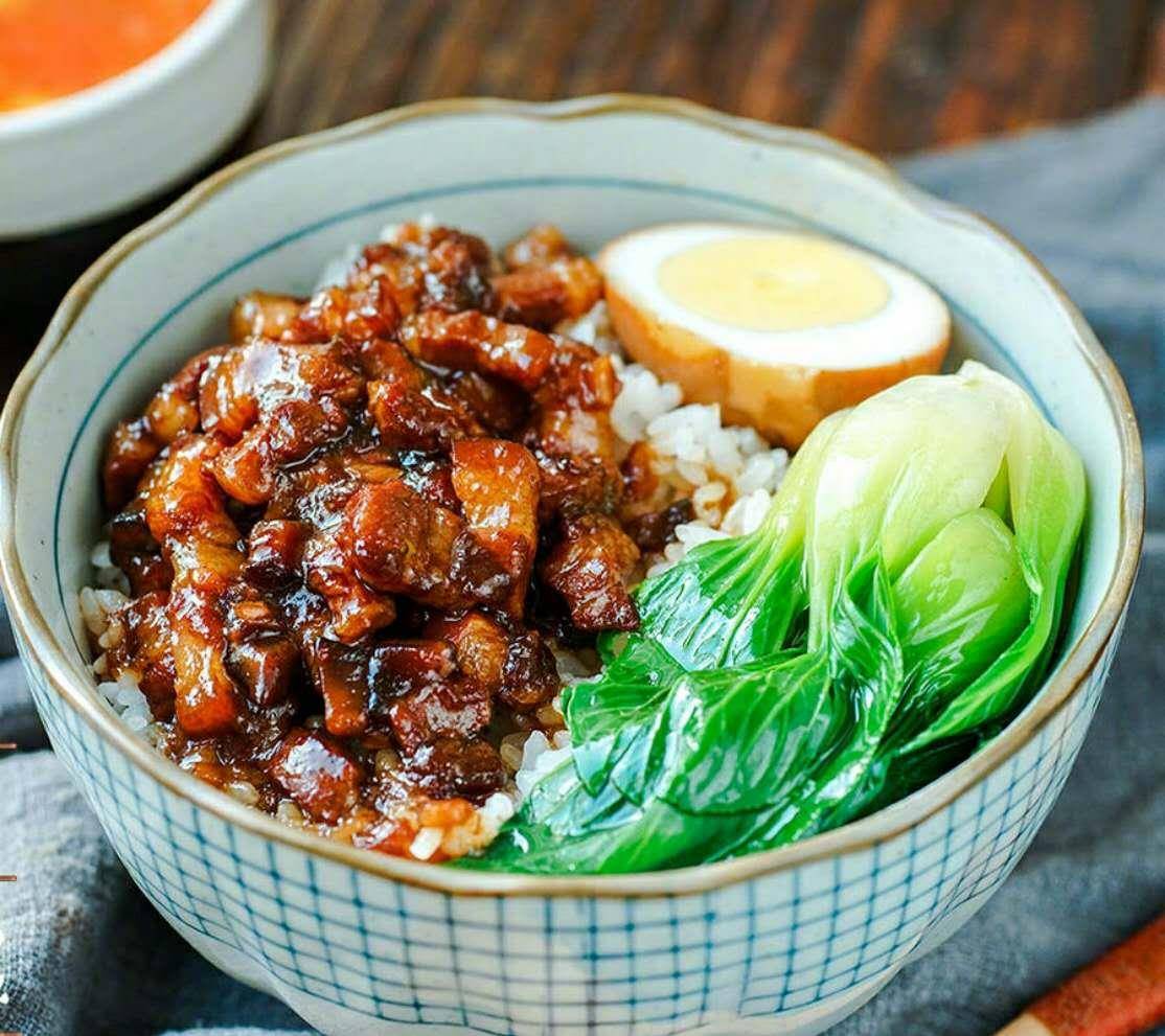 方法|卤肉饭怎么做才好吃？大厨教你一招电饭煲卤肉饭，包你一遍就学会