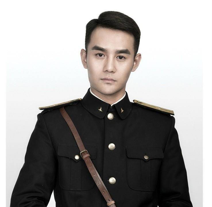 帅最|穿军装最帅的男明星,只服这5位,任嘉伦杨洋上榜,有你男神吗?