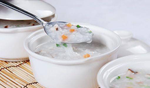 小孩子|你还在用白米煮粥吗？煮粥时加入此物，小孩子都能喝两碗