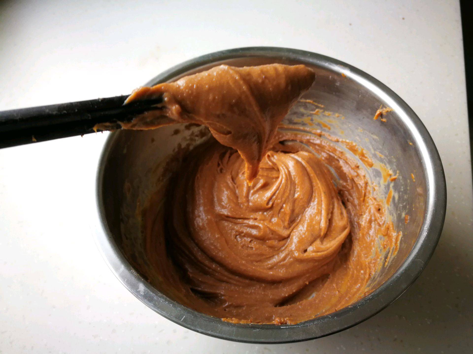 时间|外酥里嫩的巧克力泡芙自己在家做，香甜可口，皮薄馅大