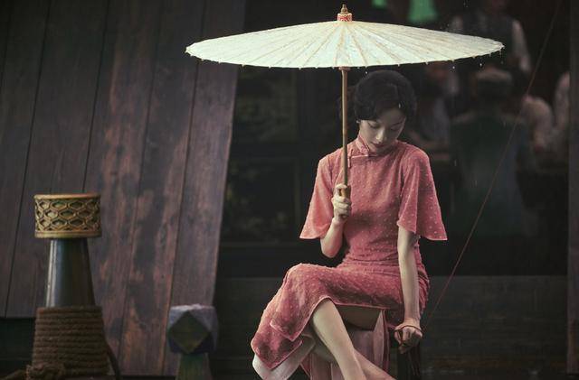 玉墨|你是否美丽漂亮穿一下旗袍就知 1921 倪妮旗袍造型