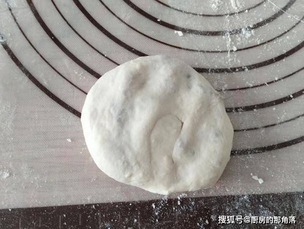 花椒|开学季营养早餐，就吃猪肉馅饼，皮薄馅香味美，让孩子爱上吃早餐