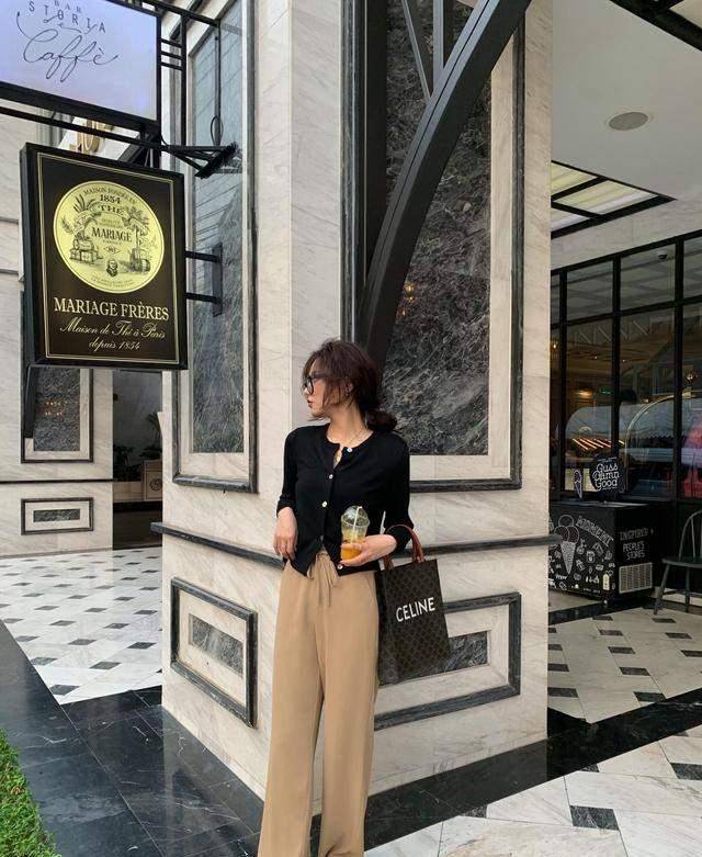 女孩子|针织开衫到底该怎么穿？不想撞衫又想好看，教你这样穿变时髦女孩