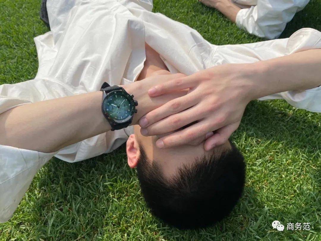 极光|潜水表今年为啥这么火？