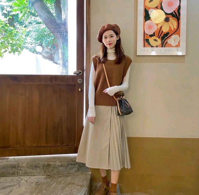 服装|早秋怎么穿搭才能展示温柔气质？只要挑对了服装，轻松呈现女人味