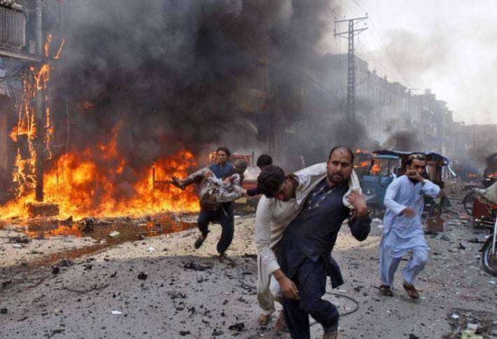 塔利班接连攻占21个省会美英紧急增兵为撤兵始乱终弃不得人心