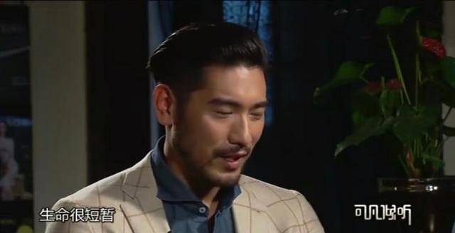 工装裤|高以翔一路走好！明明难得一见的时尚型男，越是美好人间越留不住