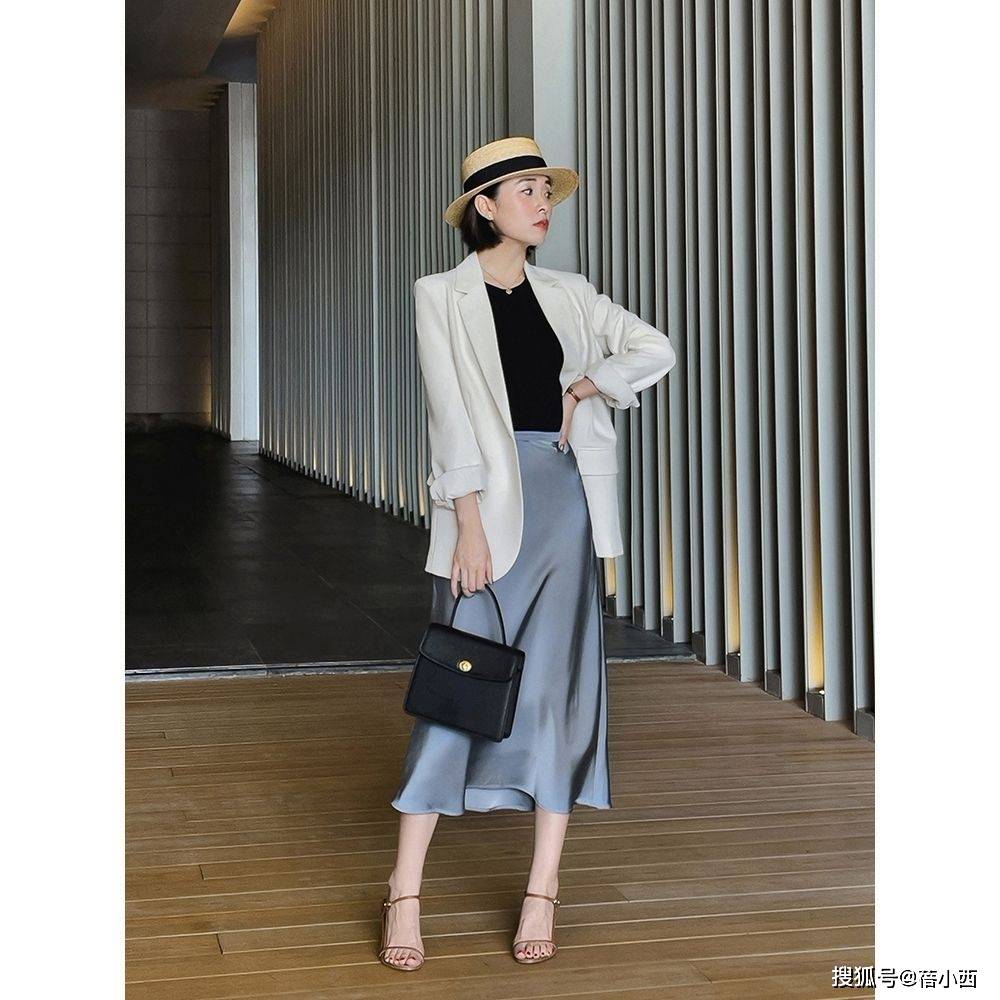 设计|知性又时髦!初秋穿搭需要的西装、风衣、开衫,我都帮你挑好了