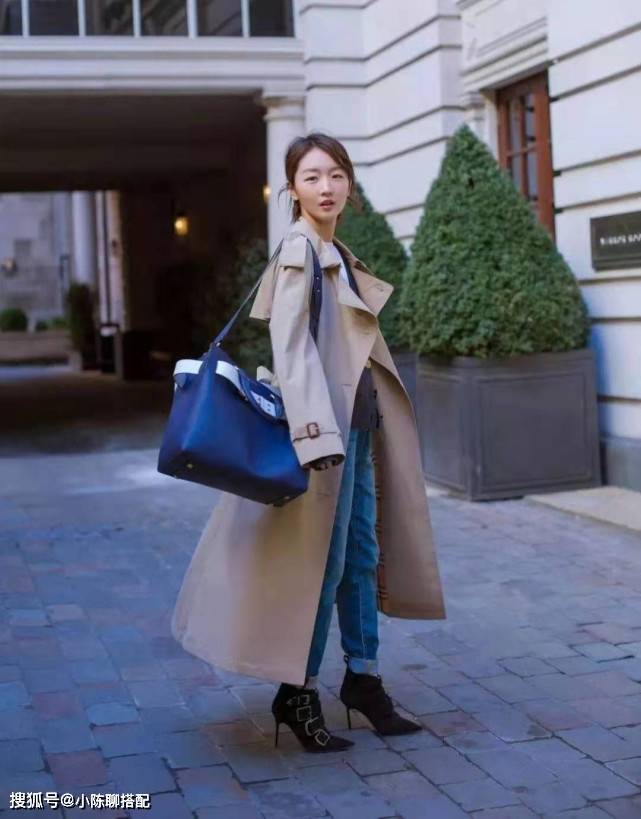 颜色|初秋到来,风衣安排上!2个穿搭重点3个搭配思路,时髦又高级