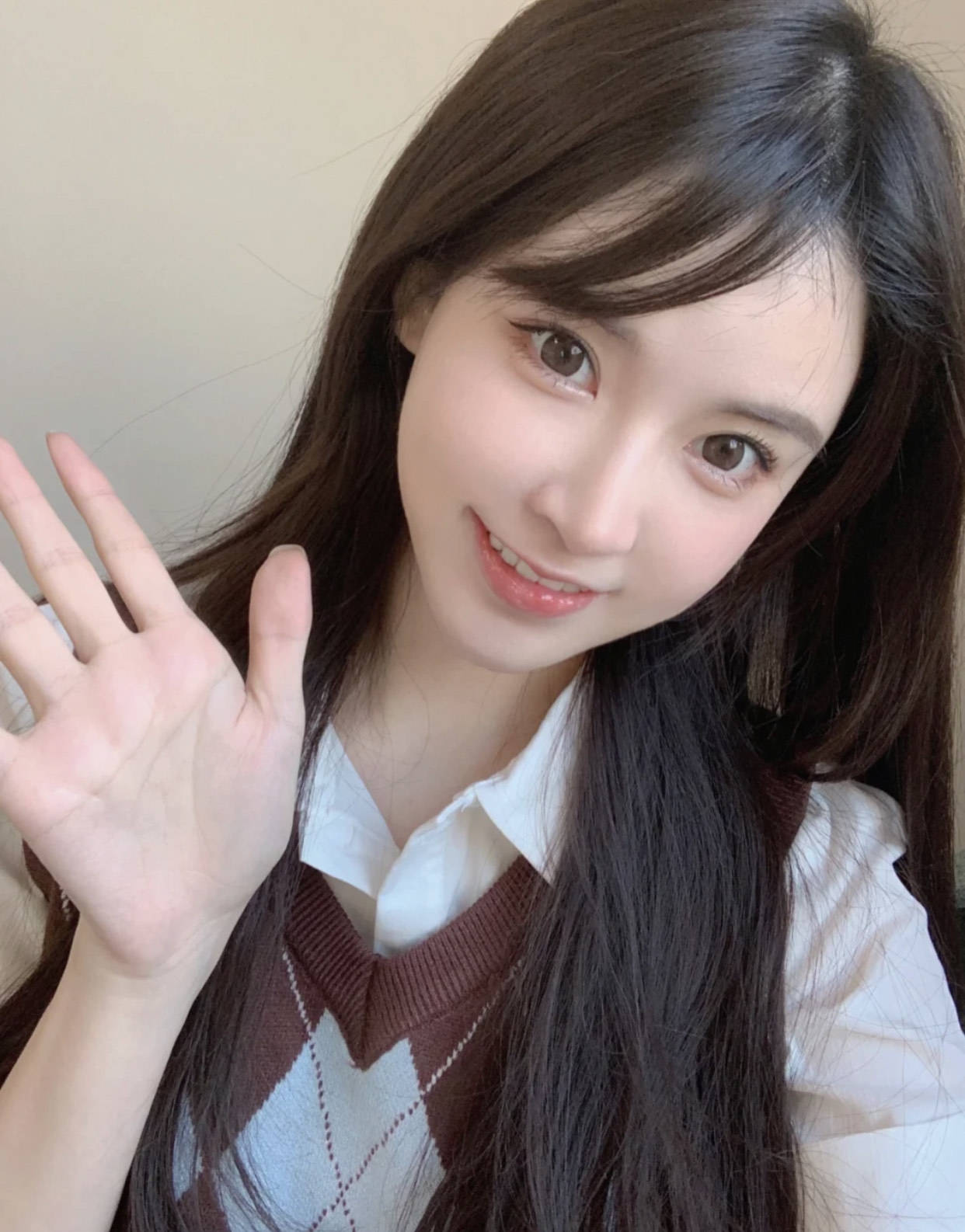 涂都很|适合小清新的妆感的口红推荐：让你整个人散发着甜美又内敛的感觉