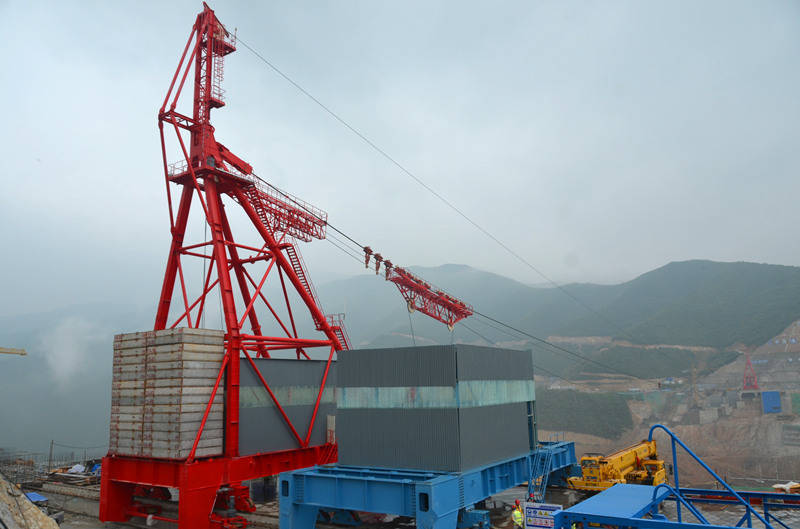 东庄水利枢纽工程首台缆机完成安装调试