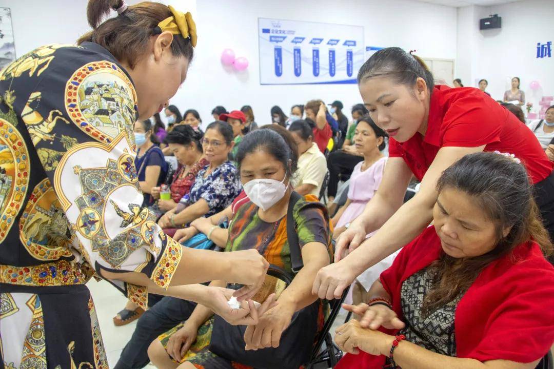 师农燕|【美丽专场】相约七夕 为爱助力，一起来听听那些关于美丽的小秘密