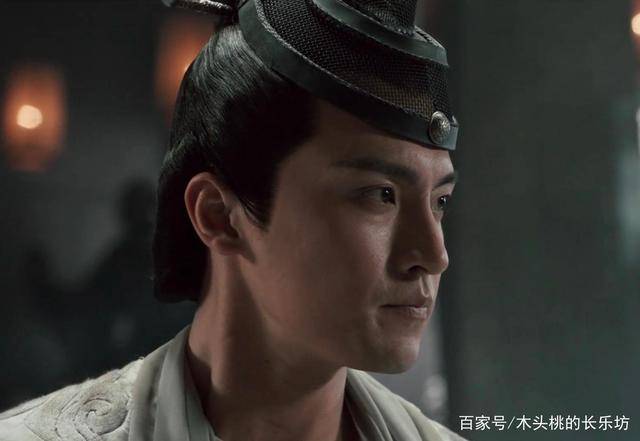 北乔峰(杨佑宁饰)和南慕容(高泰宇饰)的见面也太早了点.