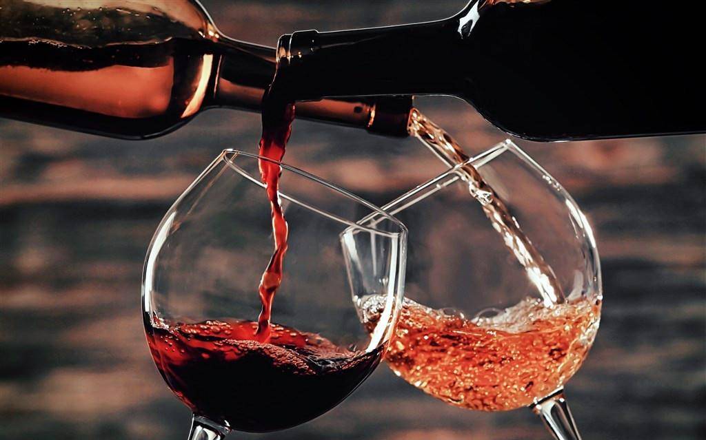 刘金启|山西煤老板宁夏戈壁滩种葡萄酿酒，居然拿了36个国际大奖